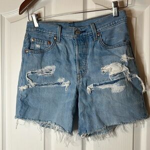 Levi’s 501 Women’s Shorts - W25 - Button Fly